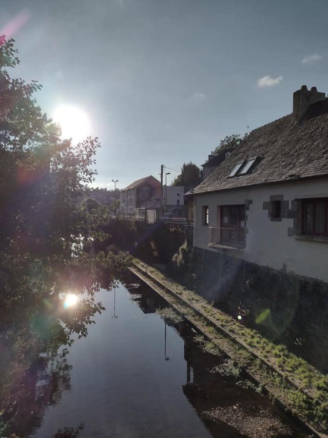 Aux Vieilles Murailles • Charmante Maison & Cour Morlaix Buitenkant foto